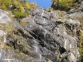 Spärlicher Wasserfall